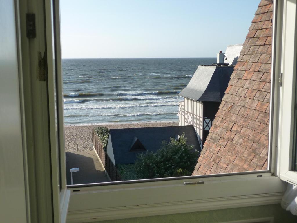 Hotel De La Mer - Deauville Blonville - Boutique Hotel De Charme Vue Mer Ou Campagne - Acces Direct Plage Blonville-sur-Mer Exterior foto